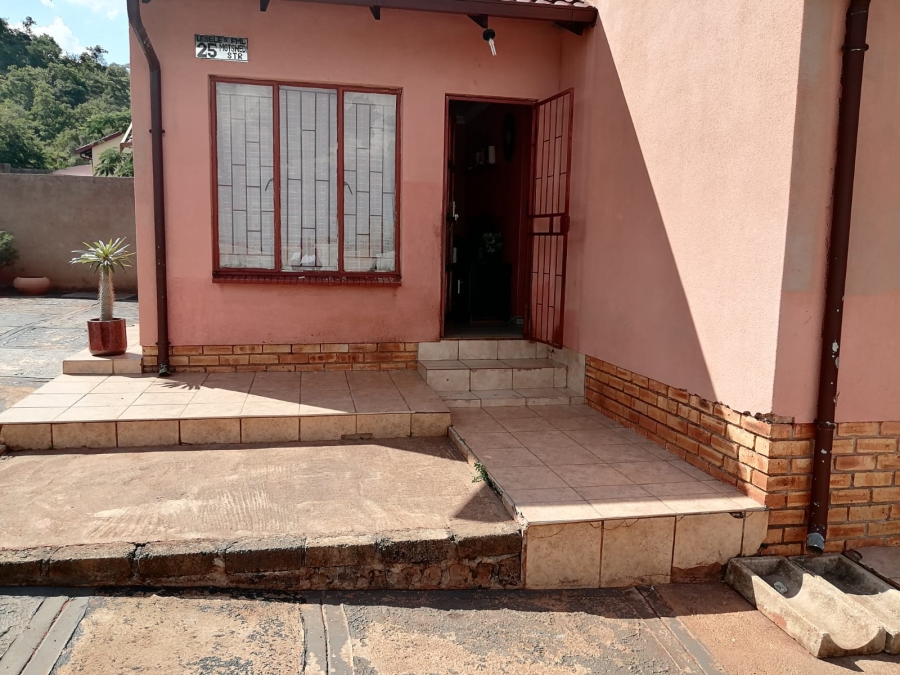 3 Bedroom Property for Sale in Tlhabane West North West
